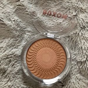 Buxom: Staycation Vibes Bronzer